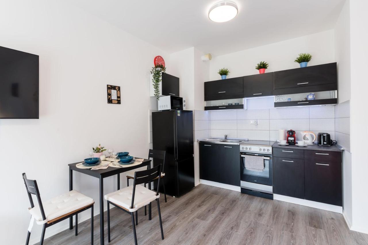 New Blue Danube Apartment With Balcony And Parking Budapeste Exterior foto