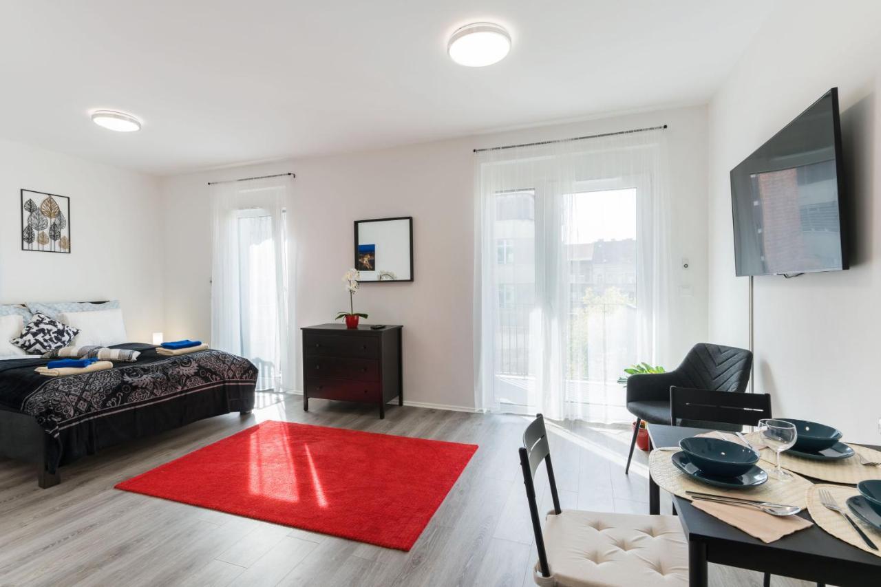 New Blue Danube Apartment With Balcony And Parking Budapeste Exterior foto